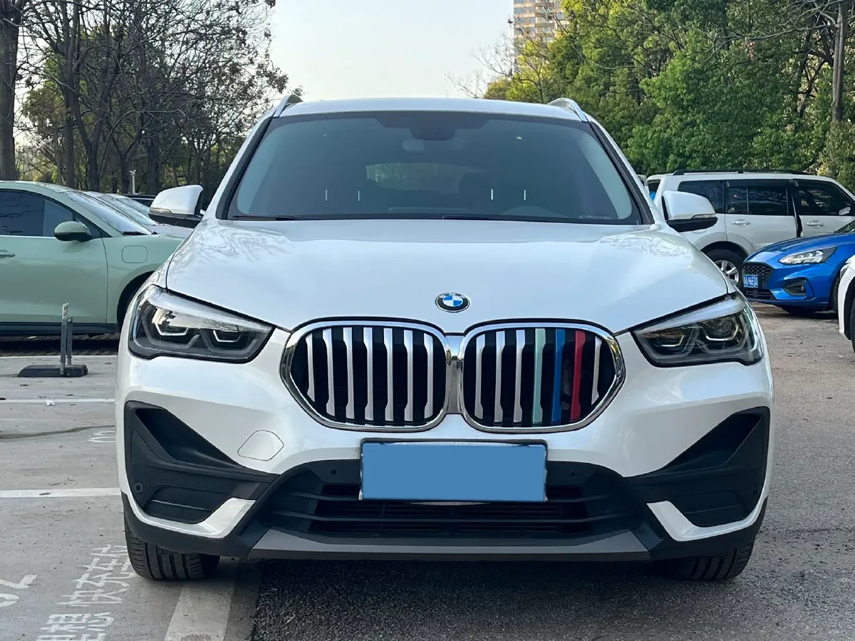 2021 BMW X1 1.5T 140HP L3 7DCT,autocango,china used car exporter,china ev exporter,chinese used car exporter,chinese used ev exporter