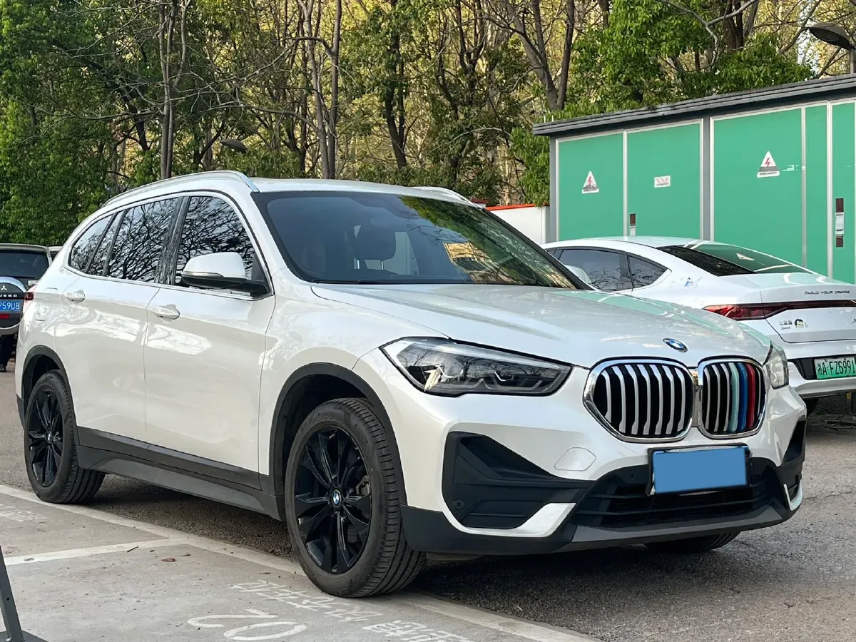 2021 BMW X1 1.5T 140HP L3 7DCT,autocango,china used car exporter,china ev exporter,chinese used car exporter,chinese used ev exporter