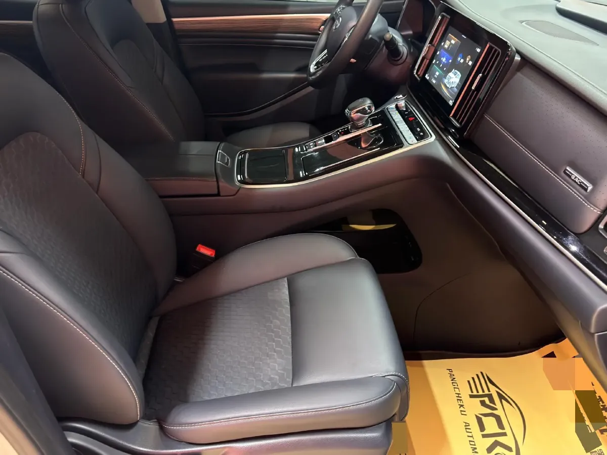 2023 GAC Trumpchi M8 2.0T 252HP L4 8AT,autocango,china used car exporter,china ev exporter,chinese used car exporter,chinese used ev exporter