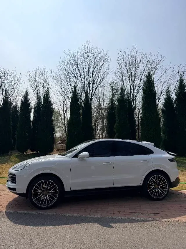 2023 Porsche Cayenne 3.0T 340HP V6 8AT,autocango,china used car exporter,china ev exporter,chinese used car exporter,chinese used ev exporter