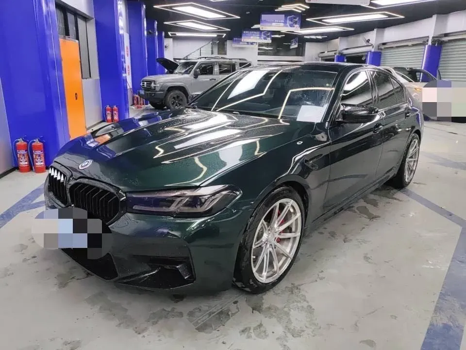 2022 BMW 5 Series 3.0T 340HP L6 8AT,autocango,china used car exporter,china ev exporter,chinese used car exporter,chinese used ev exporter