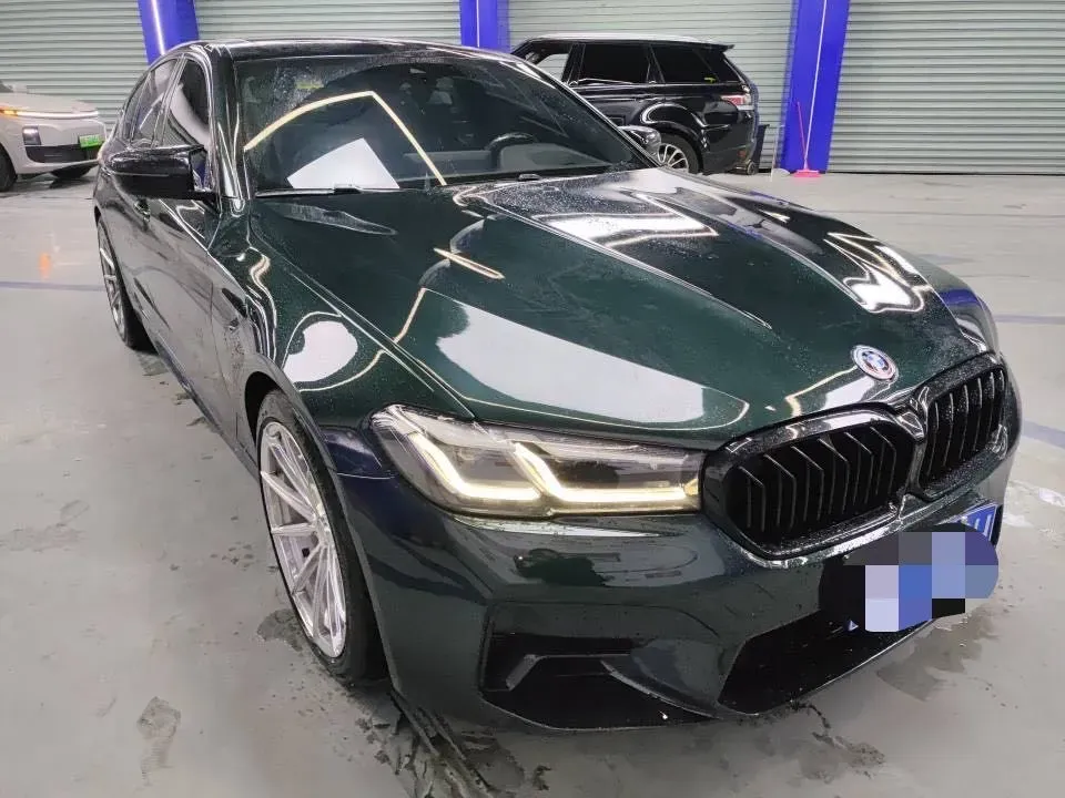 2022 BMW 5 Series 3.0T 340HP L6 8AT,autocango,china used car exporter,china ev exporter,chinese used car exporter,chinese used ev exporter