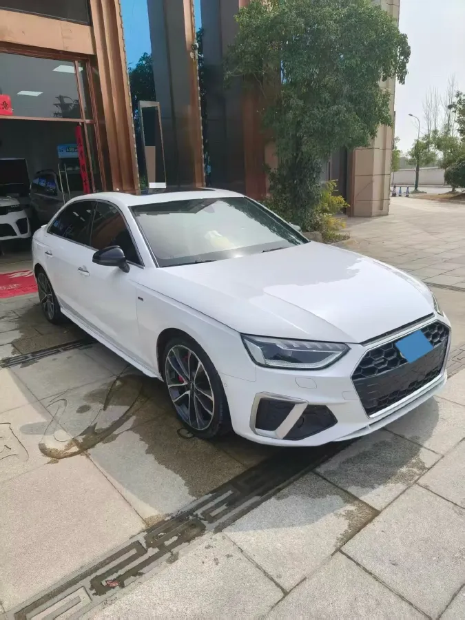 2020 Audi A4L 2.0T 252HP L4 7DCT,autocango,china used car exporter,china ev exporter,chinese used car exporter,chinese used ev exporter