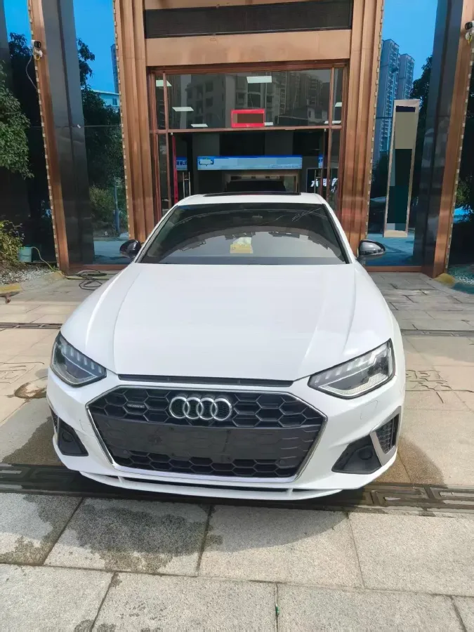 2020 Audi A4L 2.0T 252HP L4 7DCT,autocango,china used car exporter,china ev exporter,chinese used car exporter,chinese used ev exporter