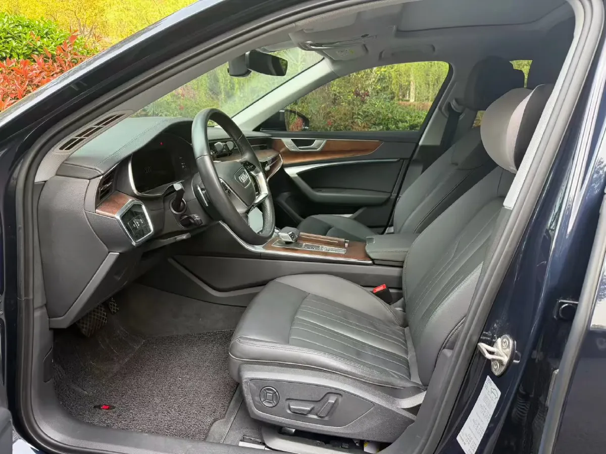 2021 Audi A6 3.0T 340HP V6 7DCT,autocango,china used car exporter,china ev exporter,chinese used car exporter,chinese used ev exporter