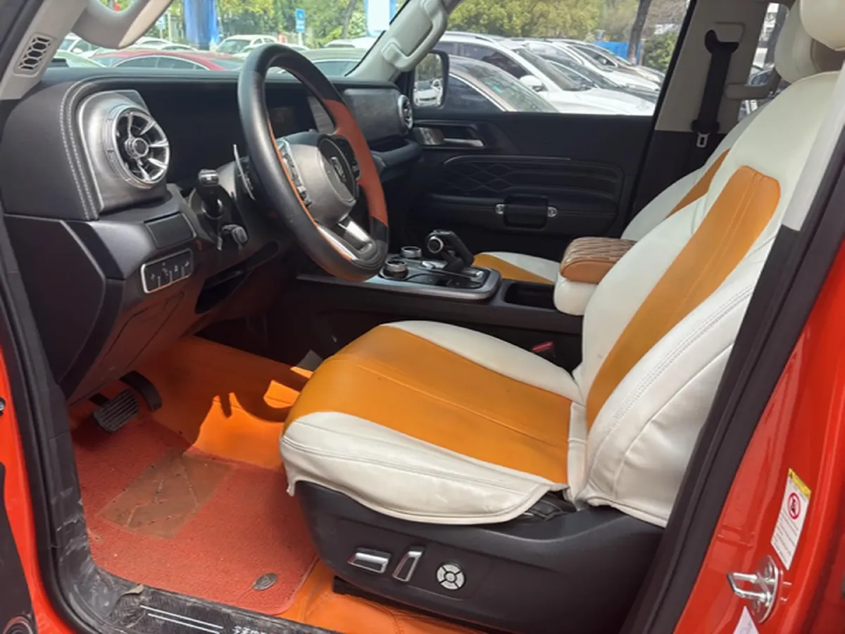 2021 Tank 300 2.0T 227HP L4 8AT,autocango,china used car exporter,china ev exporter,chinese used car exporter,chinese used ev exporter