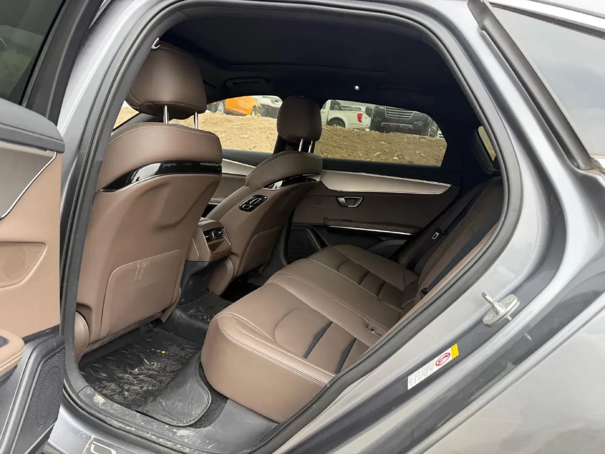 2020 WEY VV7 2.0T 227HP L4 7DCT PHEV,autocango,china used car exporter,china ev exporter,chinese used car exporter,chinese used ev exporter