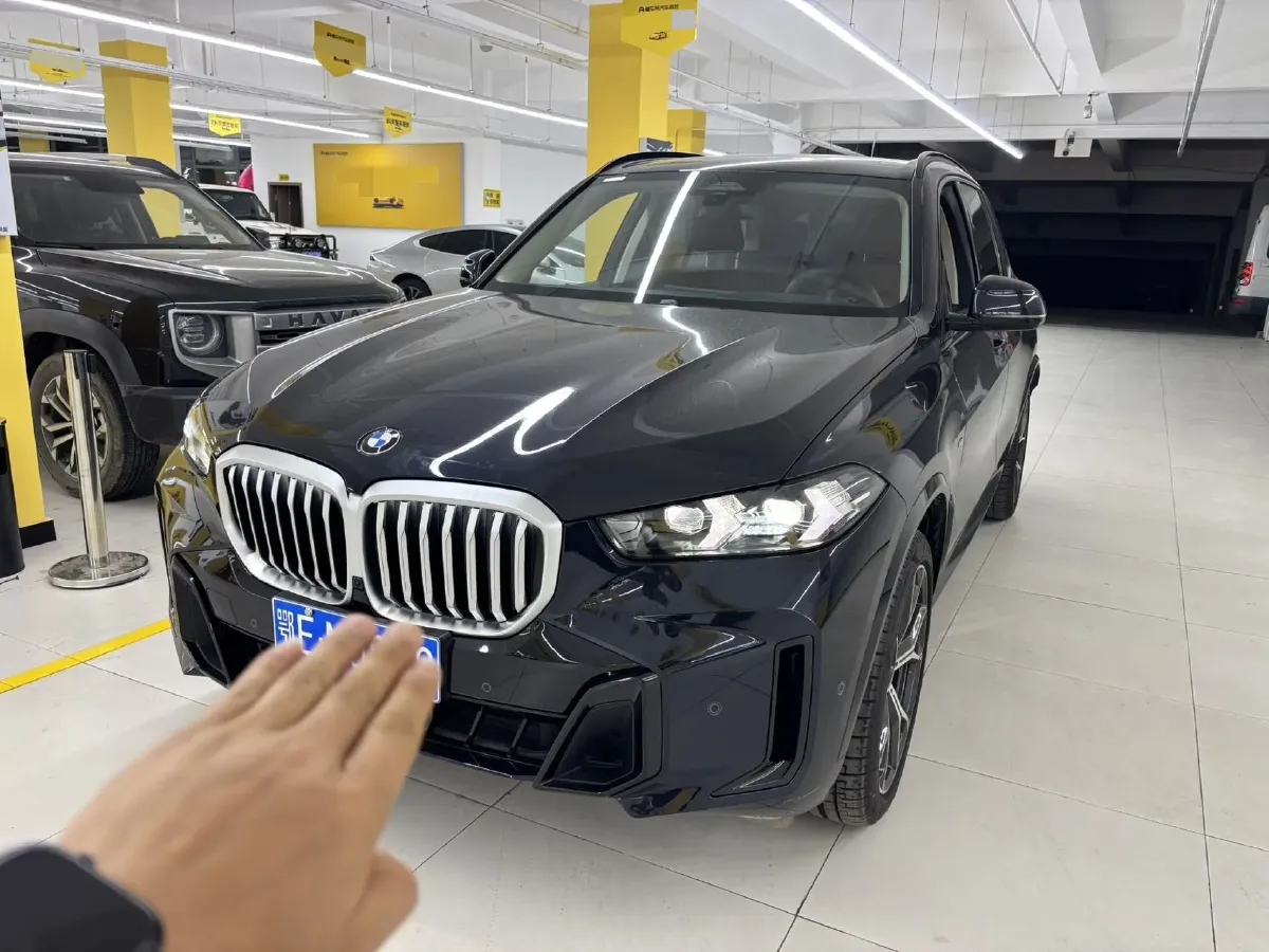 2023 BMW X5 2.0T 258HP L4 8AT,autocango,china used car exporter,china ev exporter,chinese used car exporter,chinese used ev exporter