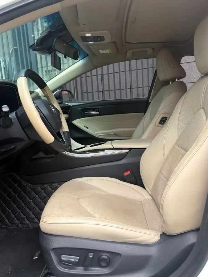 2019 Toyota Avalon 2.5L 178HP L4 E-CVT Hybrid,autocango,china used car exporter,china ev exporter,chinese used car exporter,chinese used ev exporter