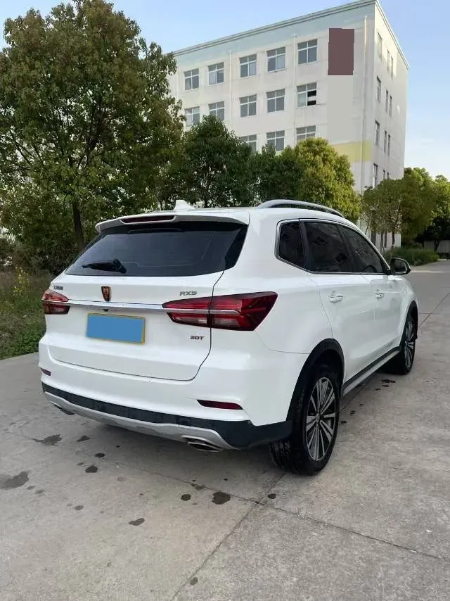 2020 Roewe i6 1.5T 169HP L4 7DCT,autocango,china used car exporter,china ev exporter,chinese used car exporter,chinese used ev exporter