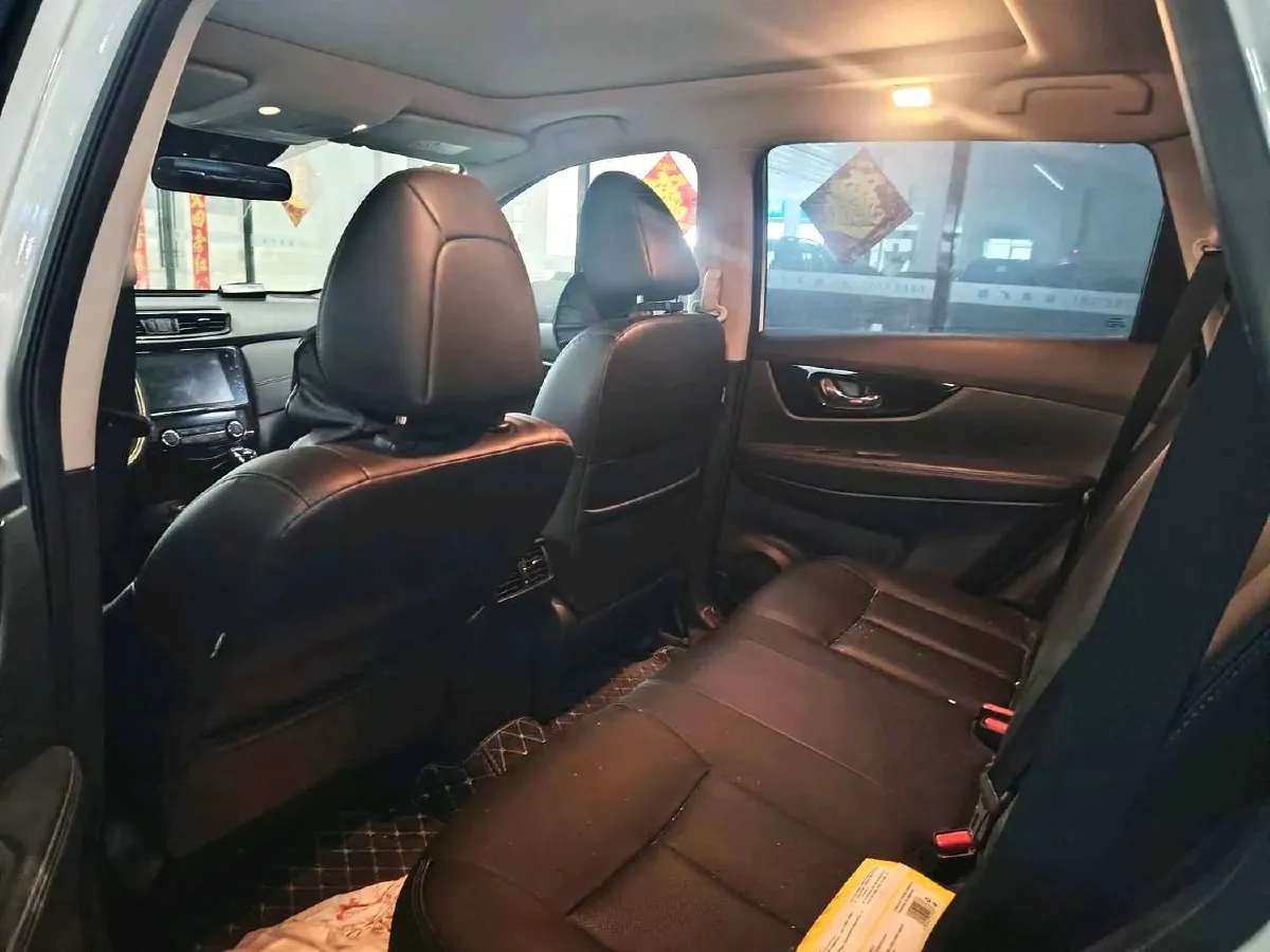 2021 Nissan X-Trail 1.5T 204HP L3 CVT,autocango,china used car exporter,china ev exporter,chinese used car exporter,chinese used ev exporter