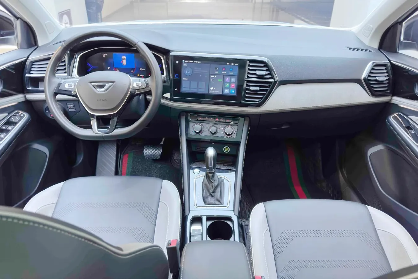 2023 Jetta VS7 1.4T 150HP L4 6AT,autocango,china used car exporter,china ev exporter,chinese used car exporter,chinese used ev exporter