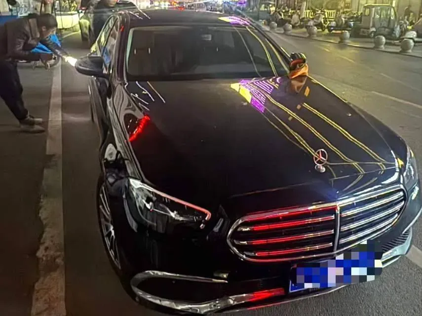 2022 Mercedes-Benz E Class 2.0T 197HP L4 9AT,autocango,china used car exporter,china ev exporter,chinese used car exporter,chinese used ev exporter