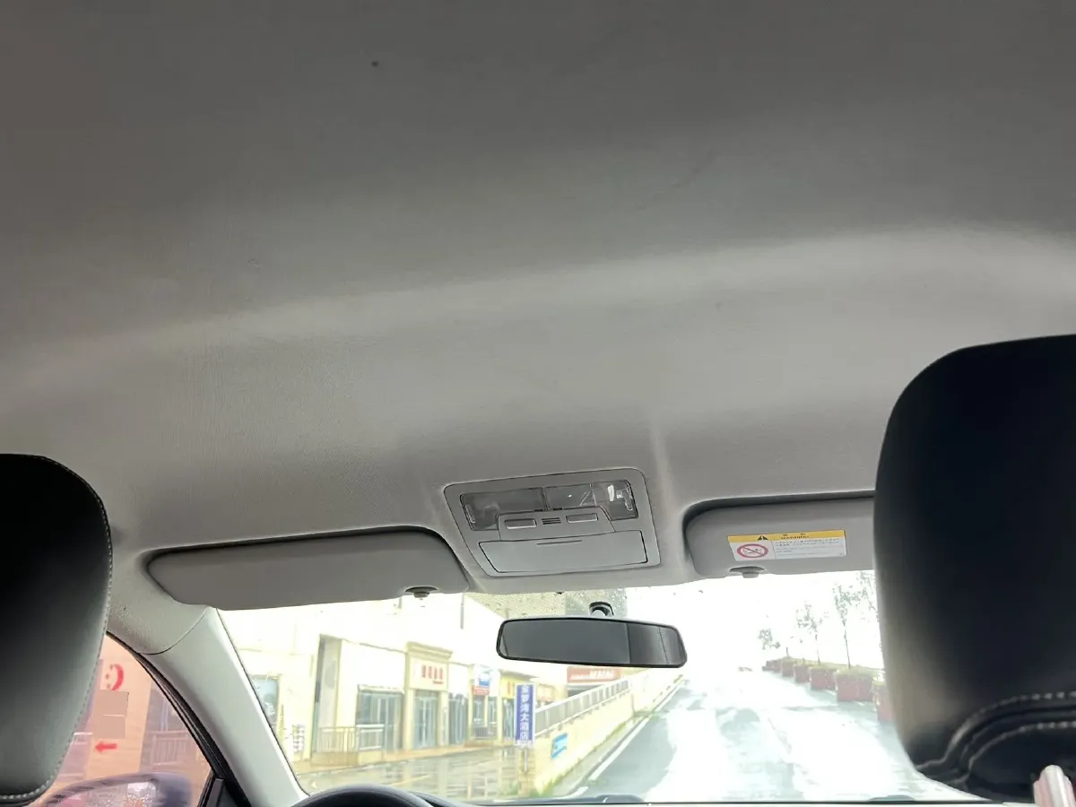 2018 Toyota Corolla 1.2T 116HP L4 CVT,autocango,china used car exporter,china ev exporter,chinese used car exporter,chinese used ev exporter