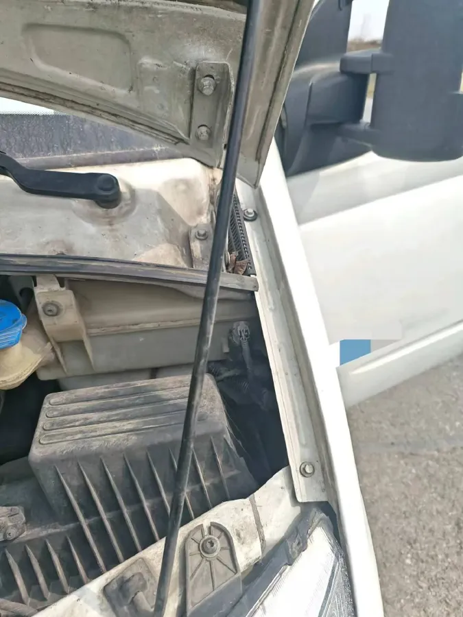 2019 MAXUS XinTu V80 2.0T 139HP L4 6MT,autocango,china used car exporter,china ev exporter,chinese used car exporter,chinese used ev exporter