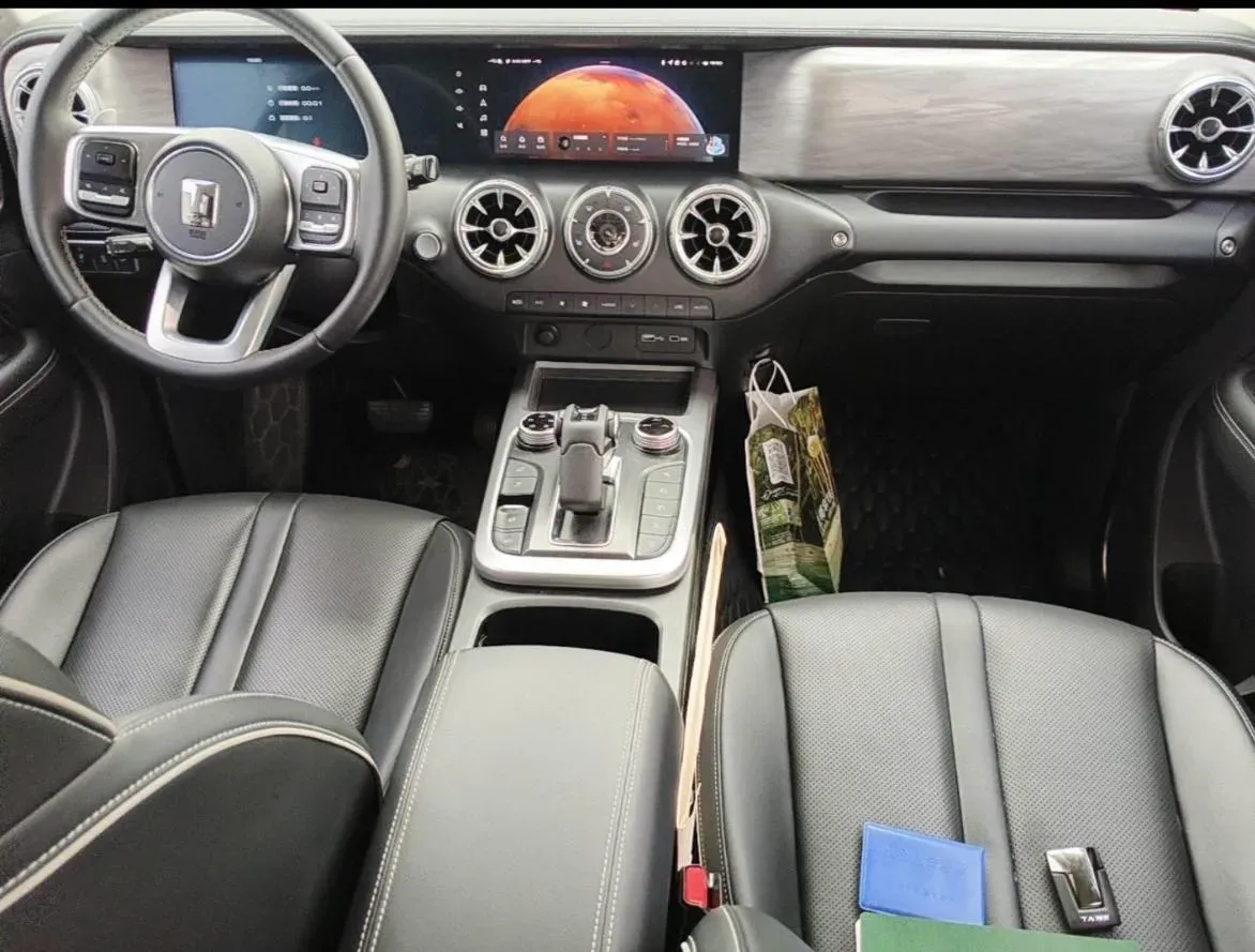 2023 Tank 300 2.0T 227HP L4 8AT,autocango,china used car exporter,china ev exporter,chinese used car exporter,chinese used ev exporter