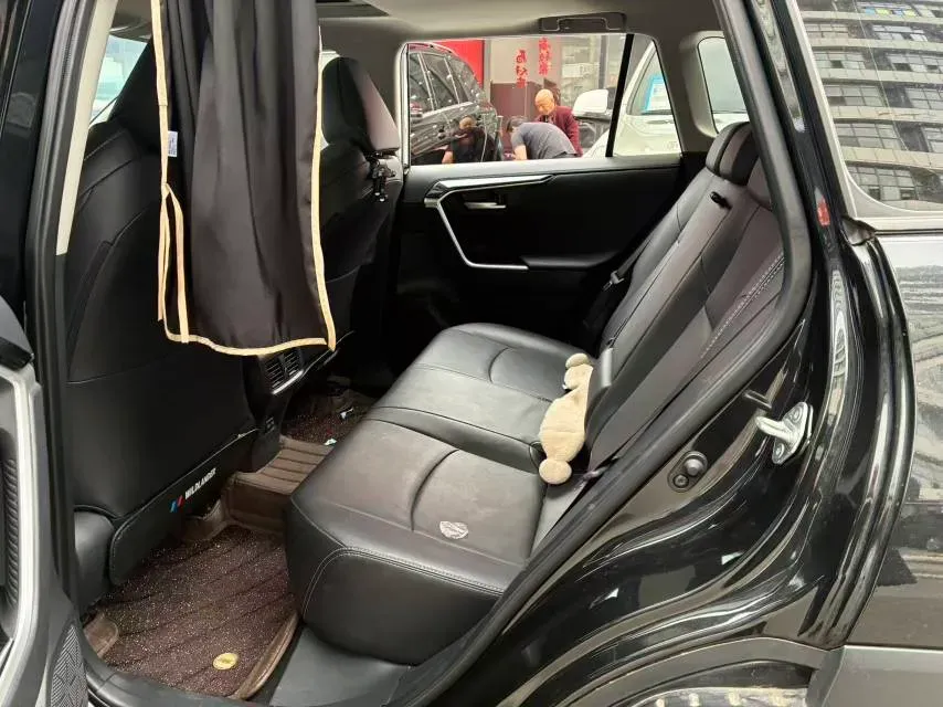 2023 Toyota Wildlander 2.0L 171HP L4 CVT,autocango,china used car exporter,china ev exporter,chinese used car exporter,chinese used ev exporter