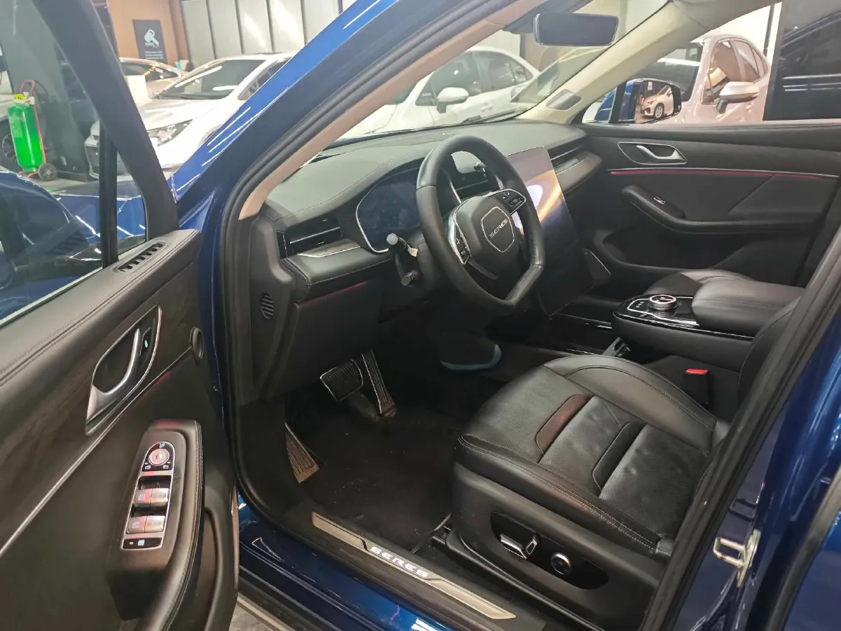 2021 SERES SF5 Range Extended 112HP REEV 35KWH,autocango,china used car exporter,china ev exporter,chinese used car exporter,chinese used ev exporter