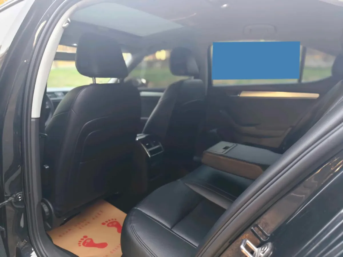 2018 Skoda Superb 1.8T 180HP L4 7DCT,autocango,china used car exporter,china ev exporter,chinese used car exporter,chinese used ev exporter