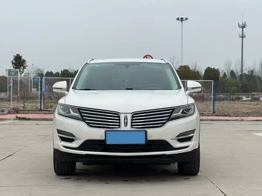 2017 Lincoln MKC 2.0T 203HP L4 6AT,autocango,china used car exporter,china ev exporter,chinese used car exporter,chinese used ev exporter
