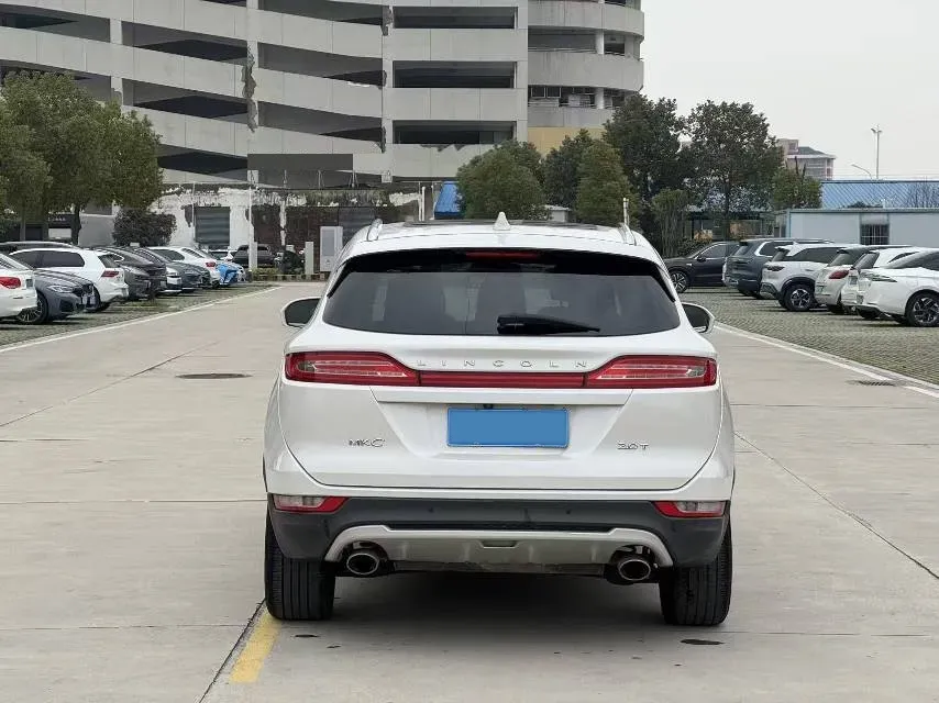 2017 Lincoln MKC 2.0T 203HP L4 6AT,autocango,china used car exporter,china ev exporter,chinese used car exporter,chinese used ev exporter