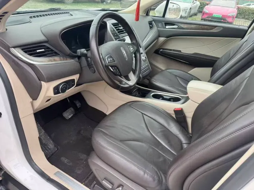 2017 Lincoln MKC 2.0T 203HP L4 6AT,autocango,china used car exporter,china ev exporter,chinese used car exporter,chinese used ev exporter