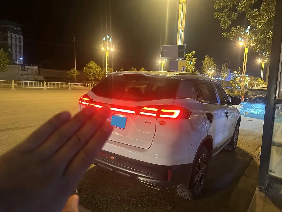 2020 Roewe i6 1.5T 169HP L4 7DCT,autocango,china used car exporter,china ev exporter,chinese used car exporter,chinese used ev exporter