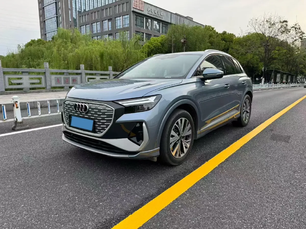 2024 Audi Q4 e-tron BEV 84.8KWH,autocango,china used car exporter,china ev exporter,chinese used car exporter,chinese used ev exporter