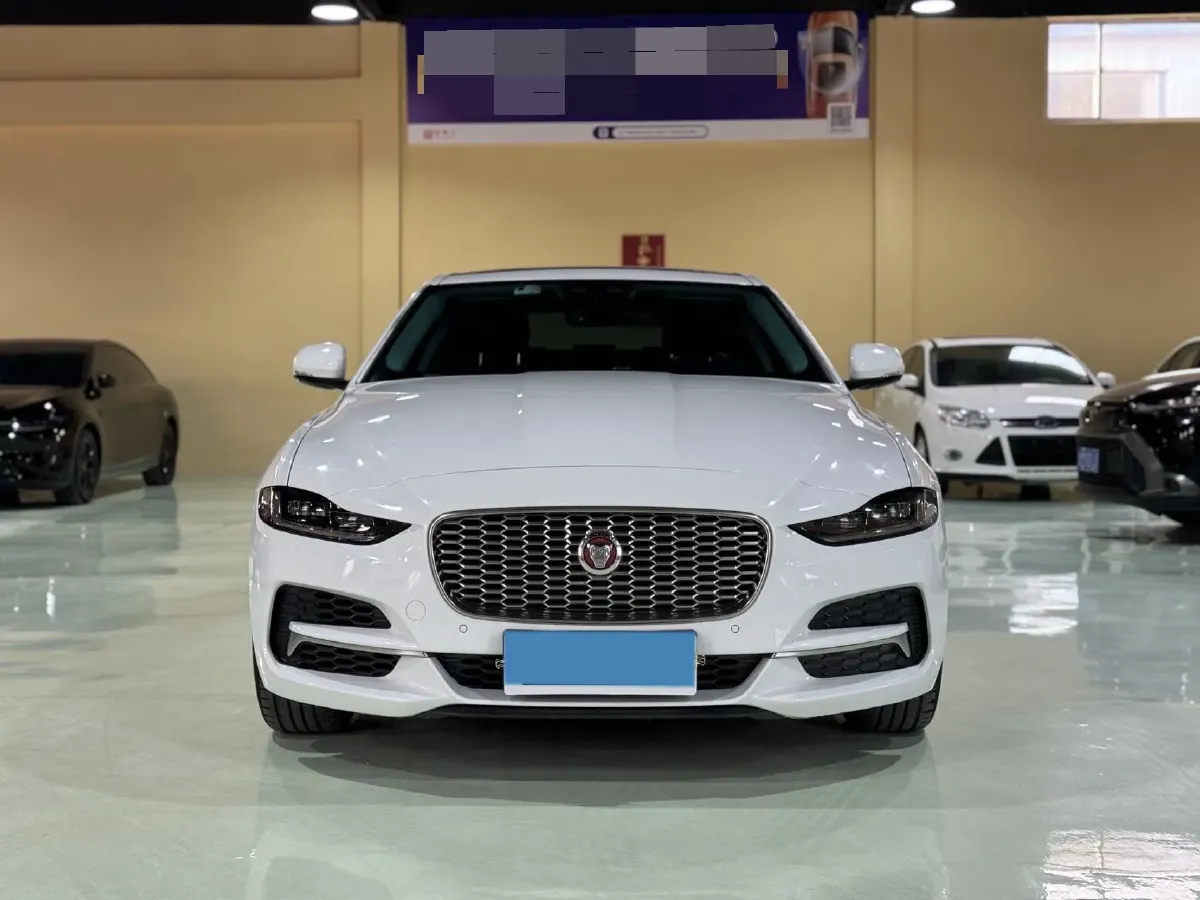 2020 Jaguar XEL 2.0T 200HP L4 8AT,autocango,china used car exporter,china ev exporter,chinese used car exporter,chinese used ev exporter