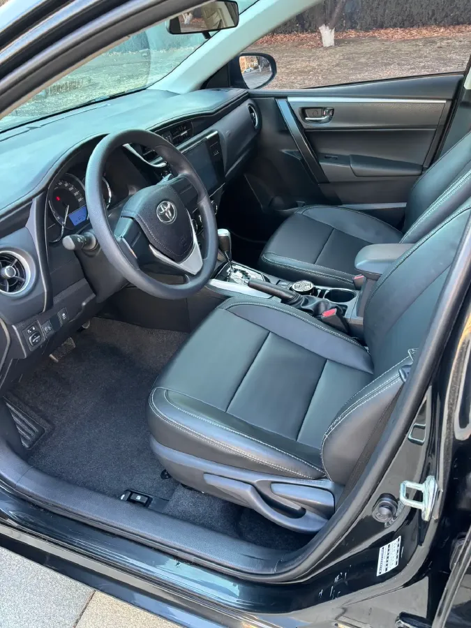 2017 Toyota Corolla 1.2T 116HP L4 CVT,autocango,china used car exporter,china ev exporter,chinese used car exporter,chinese used ev exporter