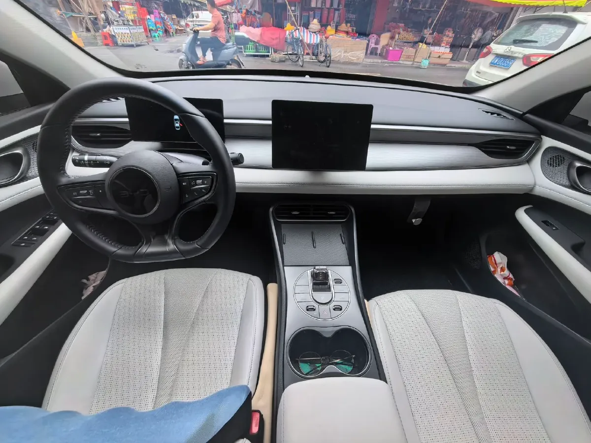 2025 BYD Seal05 DM-i 1.5L 101HP L4 E-CVT PHEV 7.68KWH,autocango,china used car exporter,china ev exporter,chinese used car exporter,chinese used ev exporter