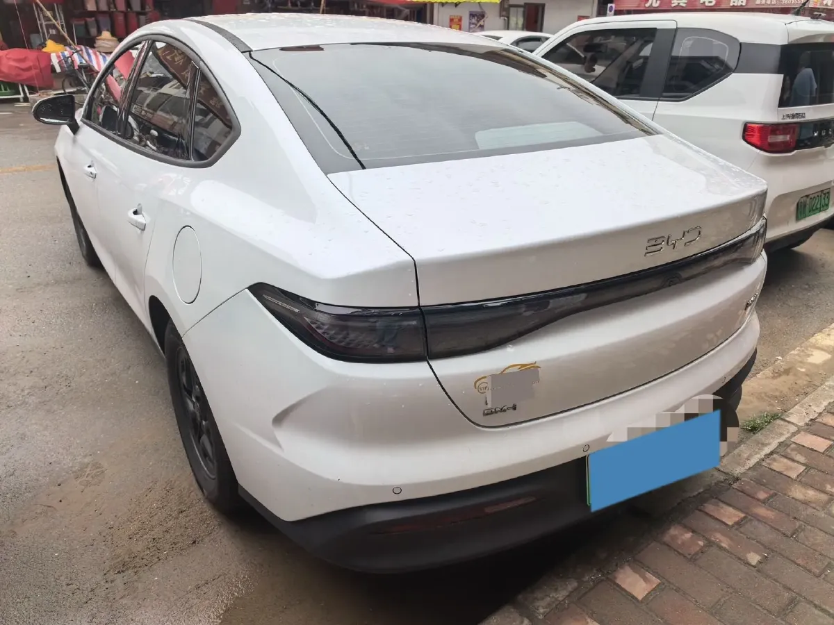 2025 BYD Seal05 DM-i 1.5L 101HP L4 E-CVT PHEV 7.68KWH,autocango,china used car exporter,china ev exporter,chinese used car exporter,chinese used ev exporter