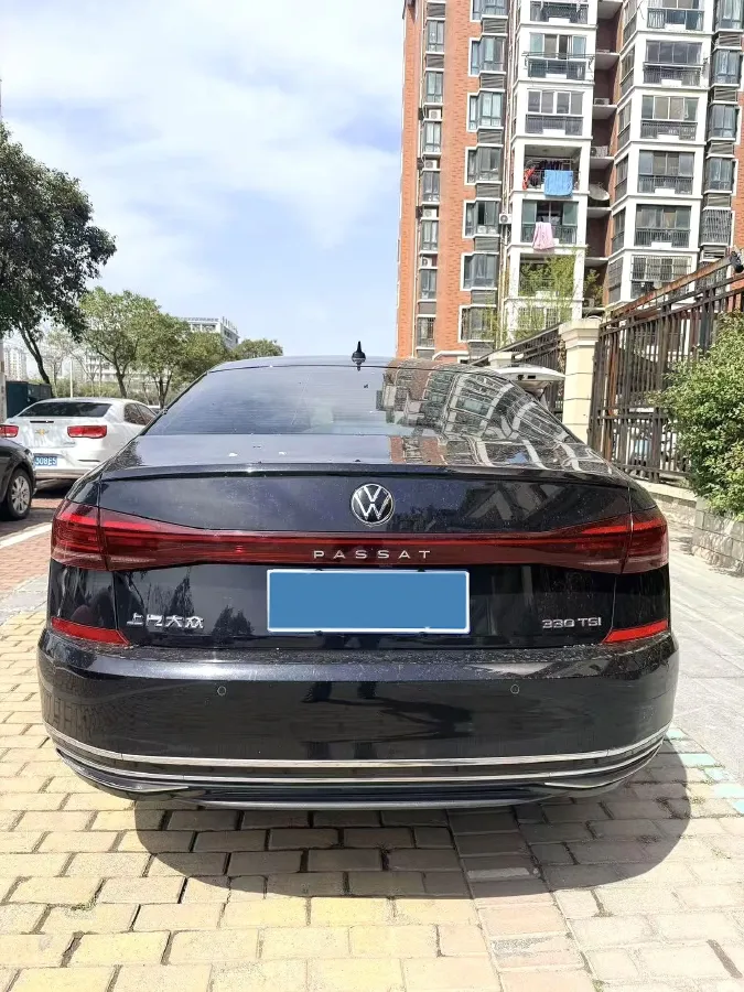 2023 Volkswagen Passat 2.0T 186HP L4 7DCT,autocango,china used car exporter,china ev exporter,chinese used car exporter,chinese used ev exporter