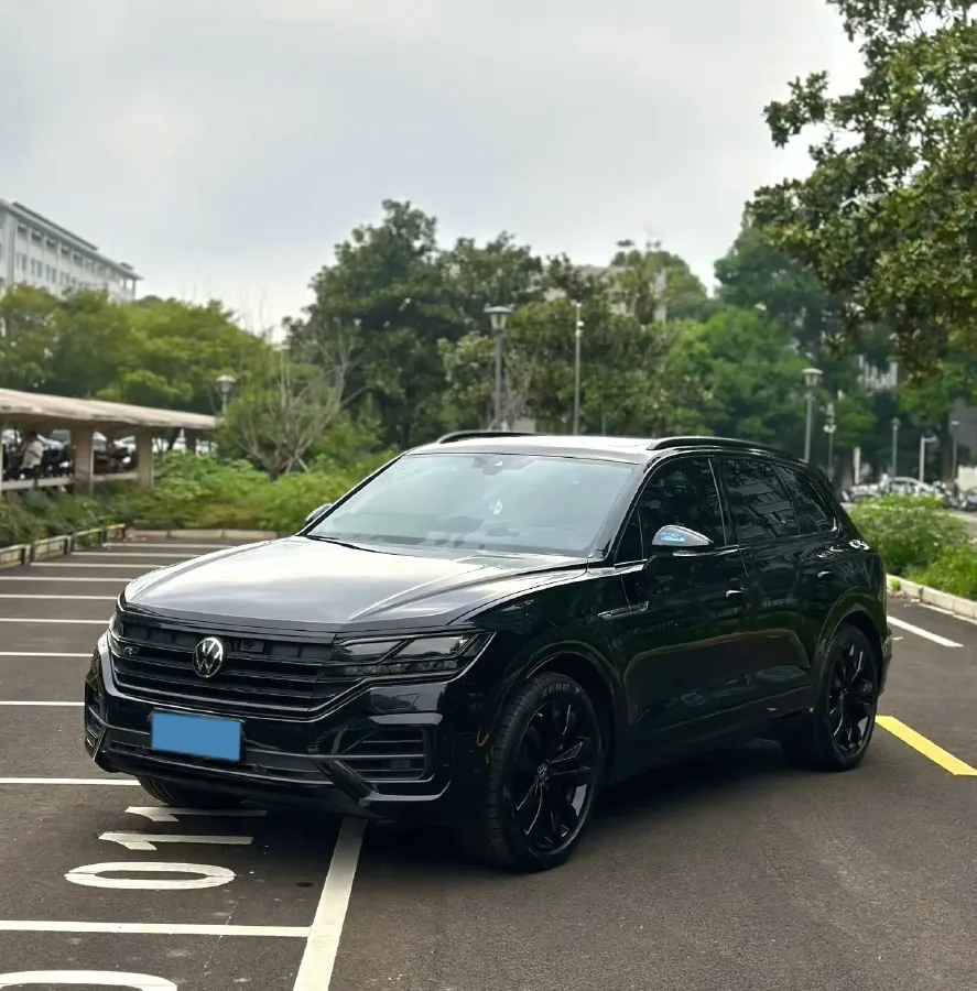 2021 Volkswagen Touareg 3.0T 340HP V6 8AT,autocango,china used car exporter,china ev exporter,chinese used car exporter,chinese used ev exporter