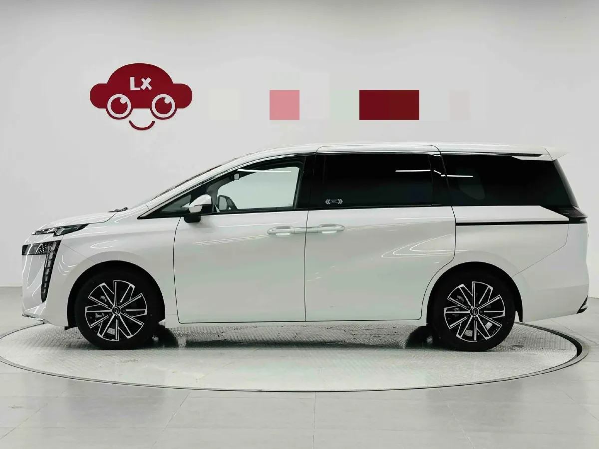 2024 GAC Trumpchi E8 2.0L 140HP L4 2DHT Hybrid,autocango,china used car exporter,china ev exporter,chinese used car exporter,chinese used ev exporter