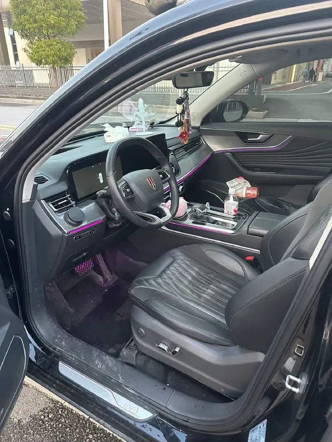 2023 HongQi HS5 2.0T 252HP L4 8AT,autocango,china used car exporter,china ev exporter,chinese used car exporter,chinese used ev exporter