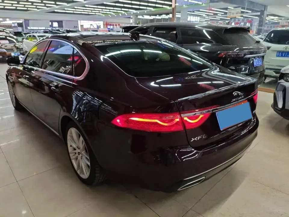 2020 Jaguar XFL 2.0T 250HP L4 8AT,autocango,china used car exporter,china ev exporter,chinese used car exporter,chinese used ev exporter