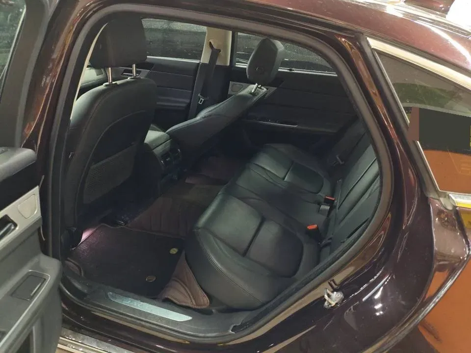 2020 Jaguar XFL 2.0T 250HP L4 8AT,autocango,china used car exporter,china ev exporter,chinese used car exporter,chinese used ev exporter