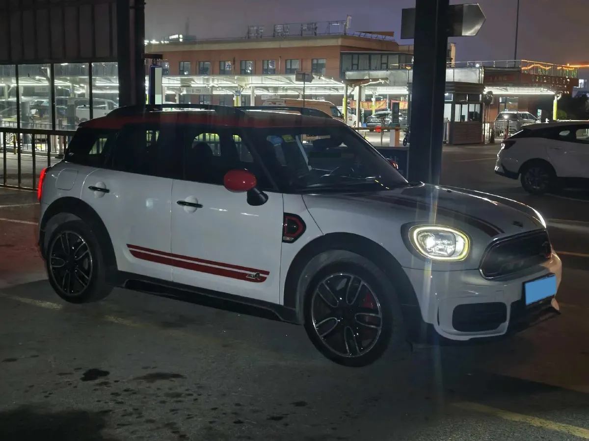 2018 MINI JCW COUNTRYMAN 2.0T 231HP L4 8AT,autocango,china used car exporter,china ev exporter,chinese used car exporter,chinese used ev exporter