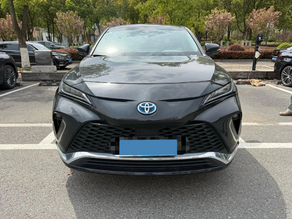 2023 Toyota Venza 2.5L 178HP L4 E-CVT Hybrid,autocango,china used car exporter,china ev exporter,chinese used car exporter,chinese used ev exporter