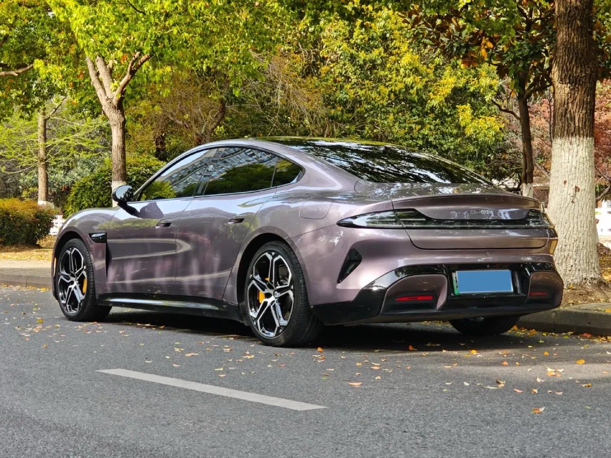 2024 MI SU7 BEV 73.6KWH,autocango,china used car exporter,china ev exporter,chinese used car exporter,chinese used ev exporter