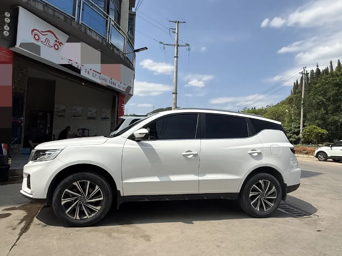 2020 Geely Vision X6 1.4T 141HP L4 6MT,autocango,china used car exporter,china ev exporter,chinese used car exporter,chinese used ev exporter