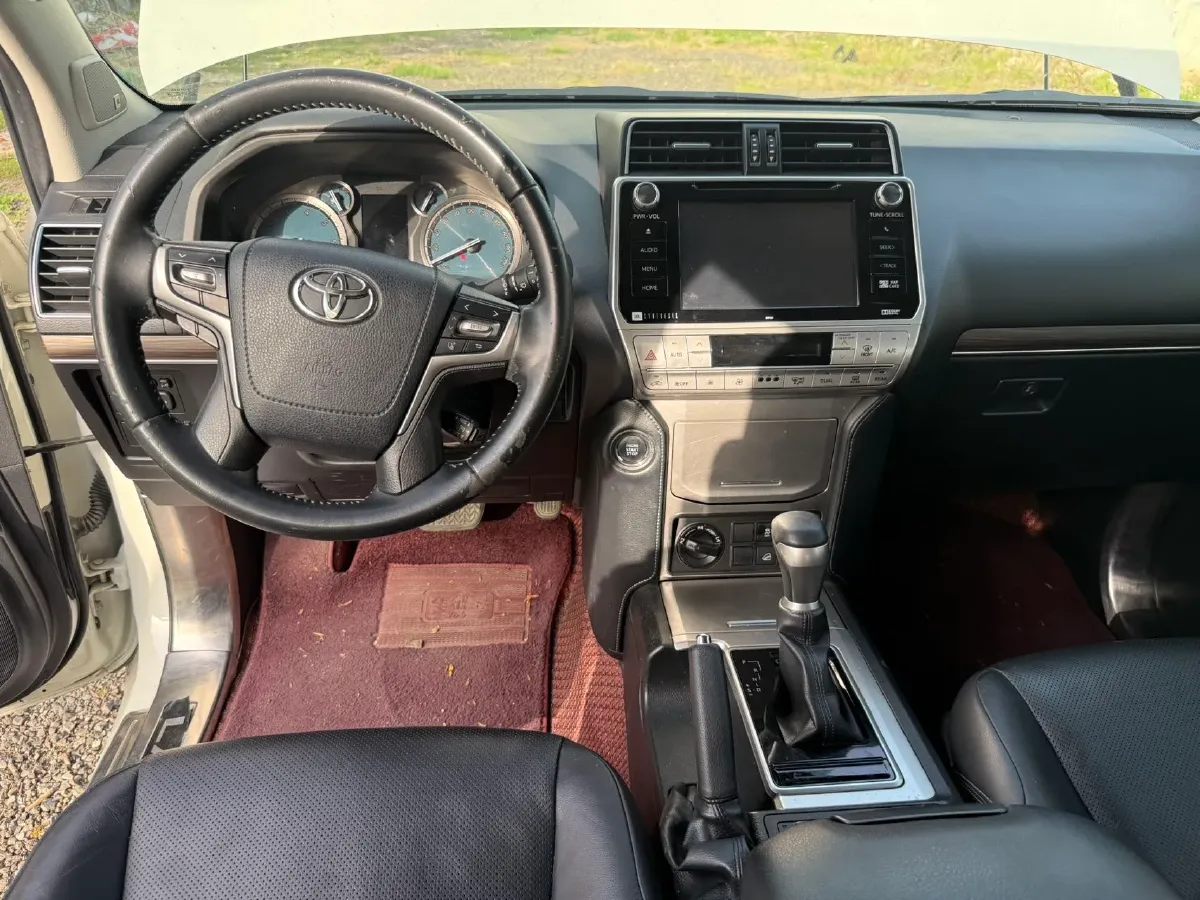 2018 Mercedes-Benz E Class 2.0T 184HP L4 9AT,autocango,china used car exporter,china ev exporter,chinese used car exporter,chinese used ev exporter