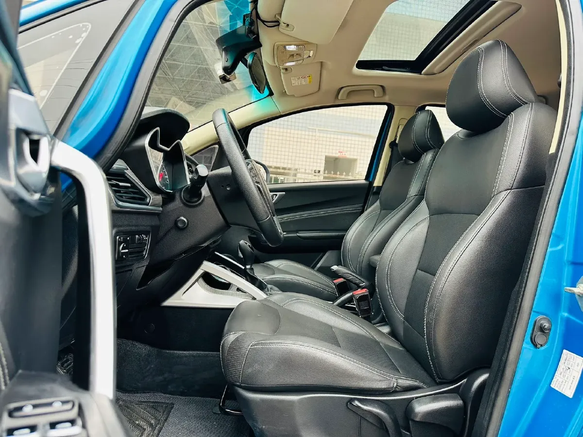 2017 Geely Vision X3 1.5L 102HP L4 4AT,autocango,china used car exporter,china ev exporter,chinese used car exporter,chinese used ev exporter