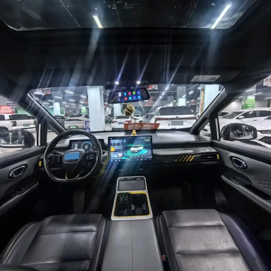 2022 Geely Okavango 1.8T 184HP L4 7DCT,autocango,china used car exporter,china ev exporter,chinese used car exporter,chinese used ev exporter