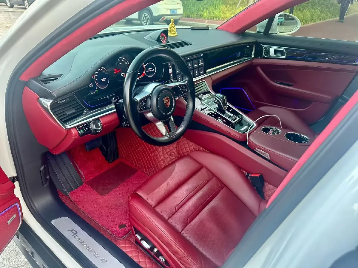 2019 Porsche Panamera 2.9T 330HP V6 8DCT,autocango,china used car exporter,china ev exporter,chinese used car exporter,chinese used ev exporter