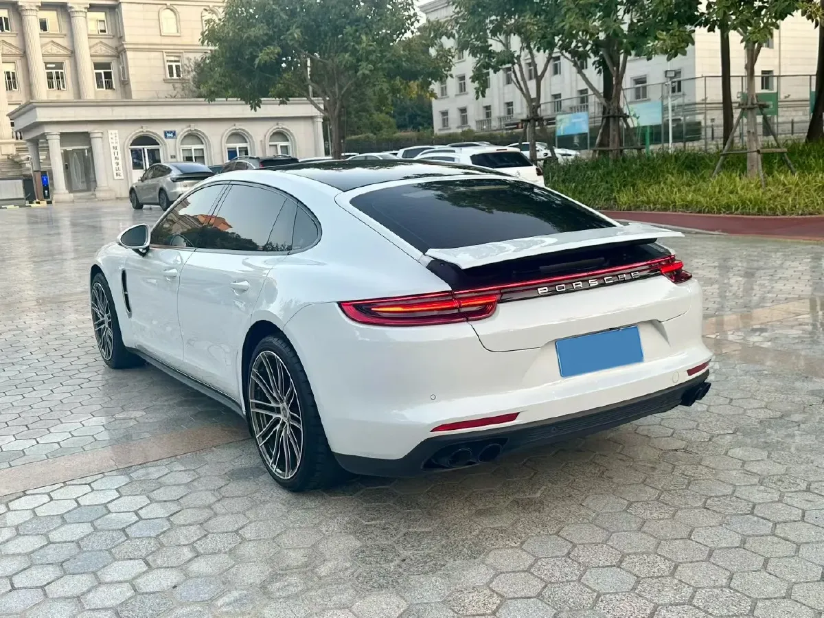 2019 Porsche Panamera 2.9T 330HP V6 8DCT,autocango,china used car exporter,china ev exporter,chinese used car exporter,chinese used ev exporter