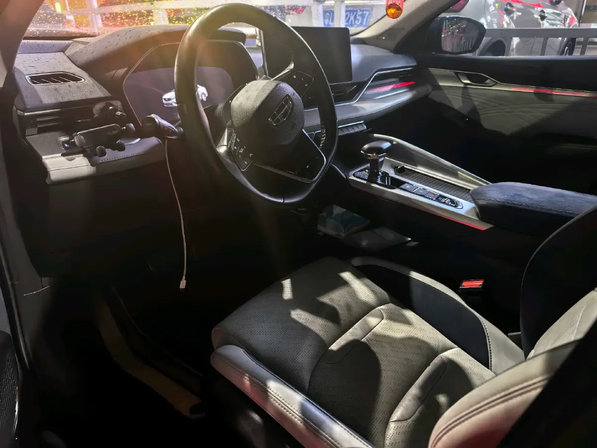 2023 Geely Preface 2.0T 190HP L4 7DCT,autocango,china used car exporter,china ev exporter,chinese used car exporter,chinese used ev exporter