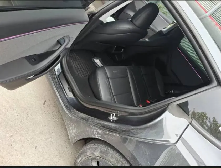 2025 Tesla Model 3 BEV 62.5KWH,autocango,china used car exporter,china ev exporter,chinese used car exporter,chinese used ev exporter