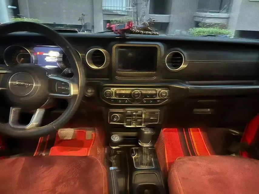 2019 Jeep Wrangler 2.0T 266HP L4 8AT,autocango,china used car exporter,china ev exporter,chinese used car exporter,chinese used ev exporter